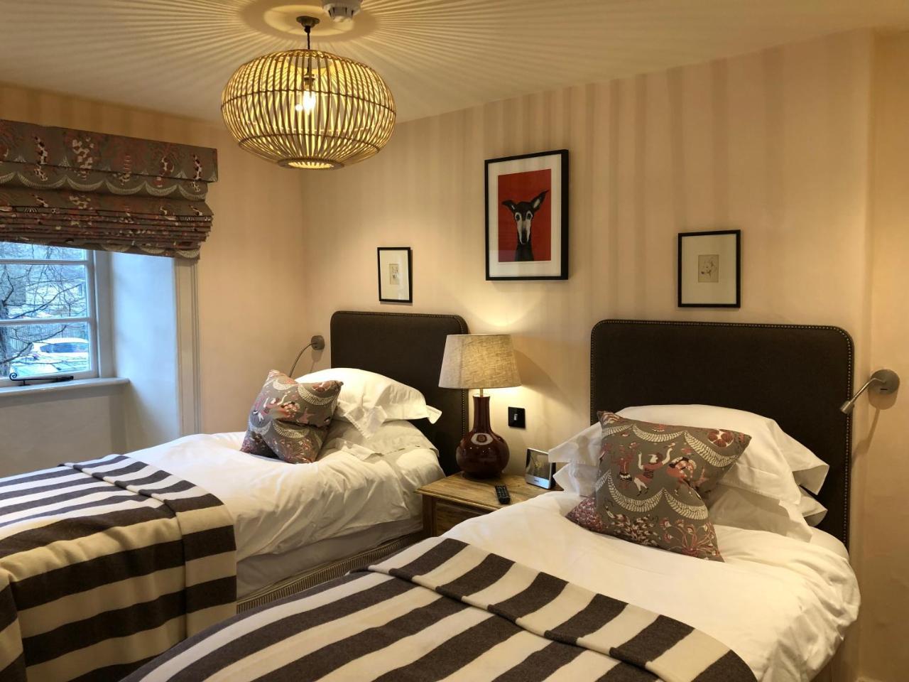 The Red Lion Inn Long Compton Bagian luar foto